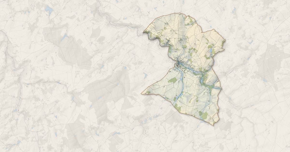 Portrait cartographique de Graçay : relief, eau, forêts, bâti et voies, calculés à partir des données de l'IGN