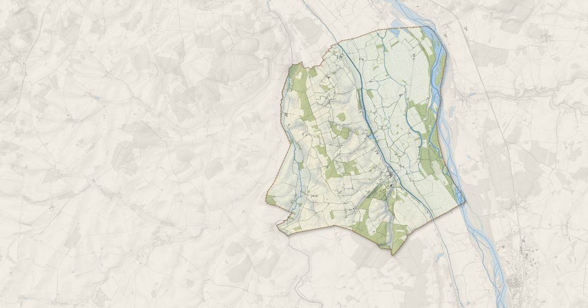 Portrait cartographique de Herry : relief, eau, forêts, bâti et voies, calculés à partir des données de l'IGN