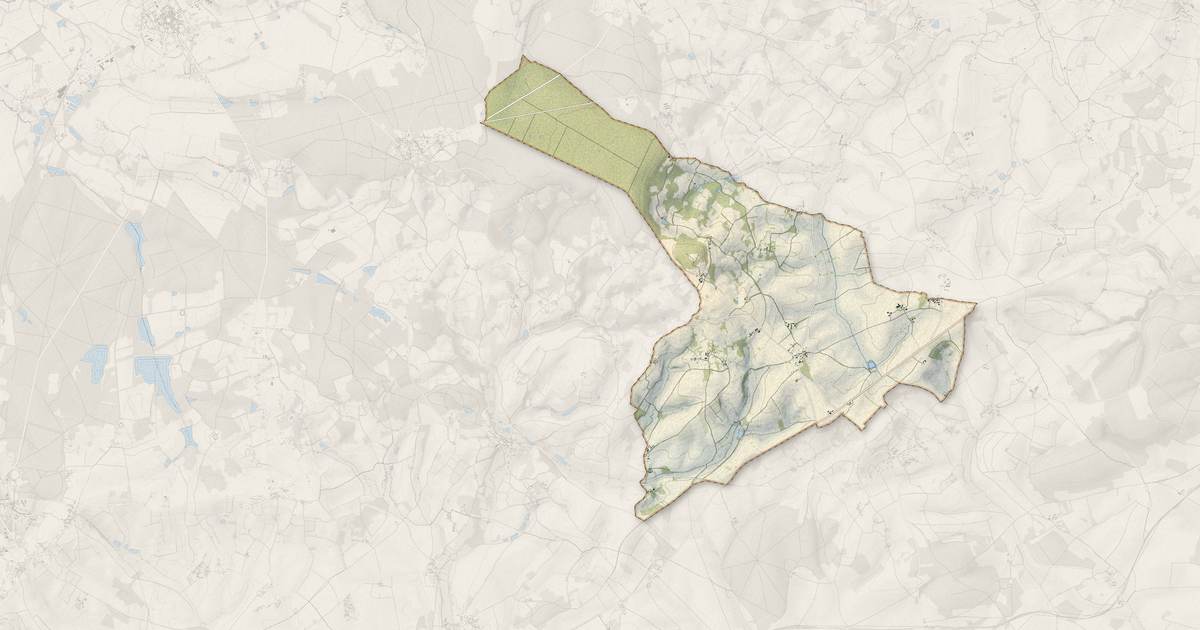 Portrait cartographique de Humbligny : relief, eau, forêts, bâti et voies, calculés à partir des données de l'IGN
