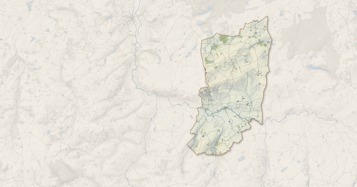 Portrait cartographique de Ids-Saint-Roch : relief, eau, forêts, bâti et voies, calculés à partir des données de l'IGN