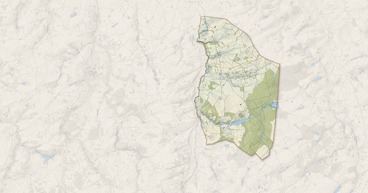 Portrait cartographique de Loye-sur-Arnon : relief, eau, forêts, bâti et voies, calculés à partir des données de l'IGN