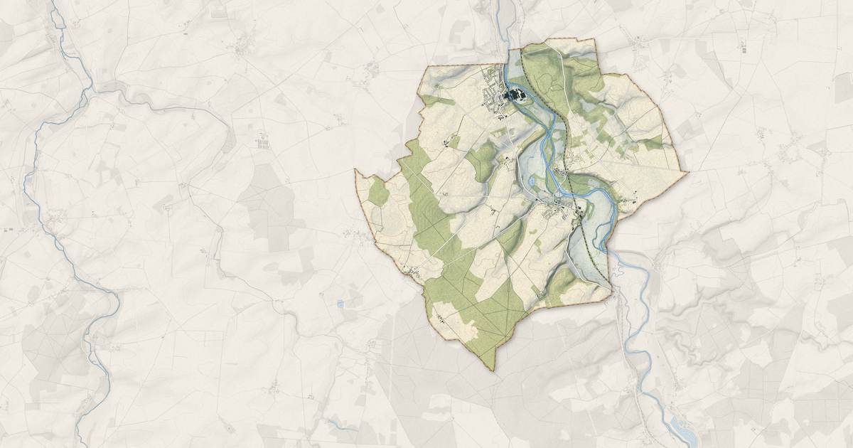 Portrait cartographique de Lunery : relief, eau, forêts, bâti et voies, calculés à partir des données de l'IGN