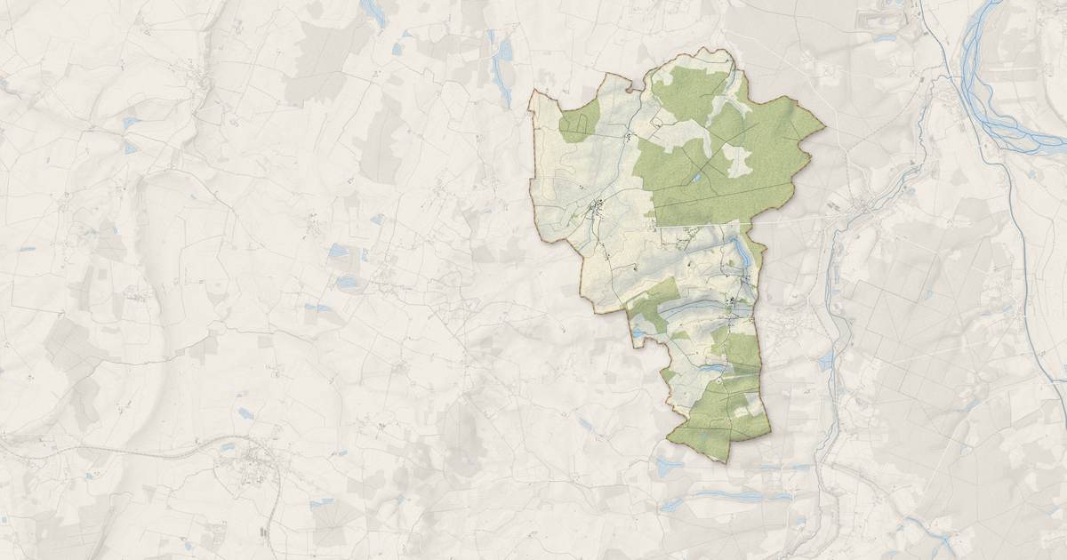 Portrait cartographique de Menetou-Couture : relief, eau, forêts, bâti et voies, calculés à partir des données de l'IGN