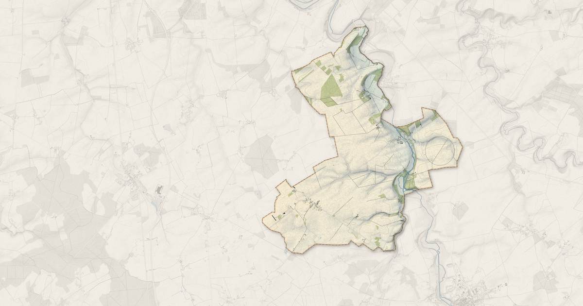 Portrait cartographique de Saint-Denis-de-Palin : relief, eau, forêts, bâti et voies, calculés à partir des données de l'IGN