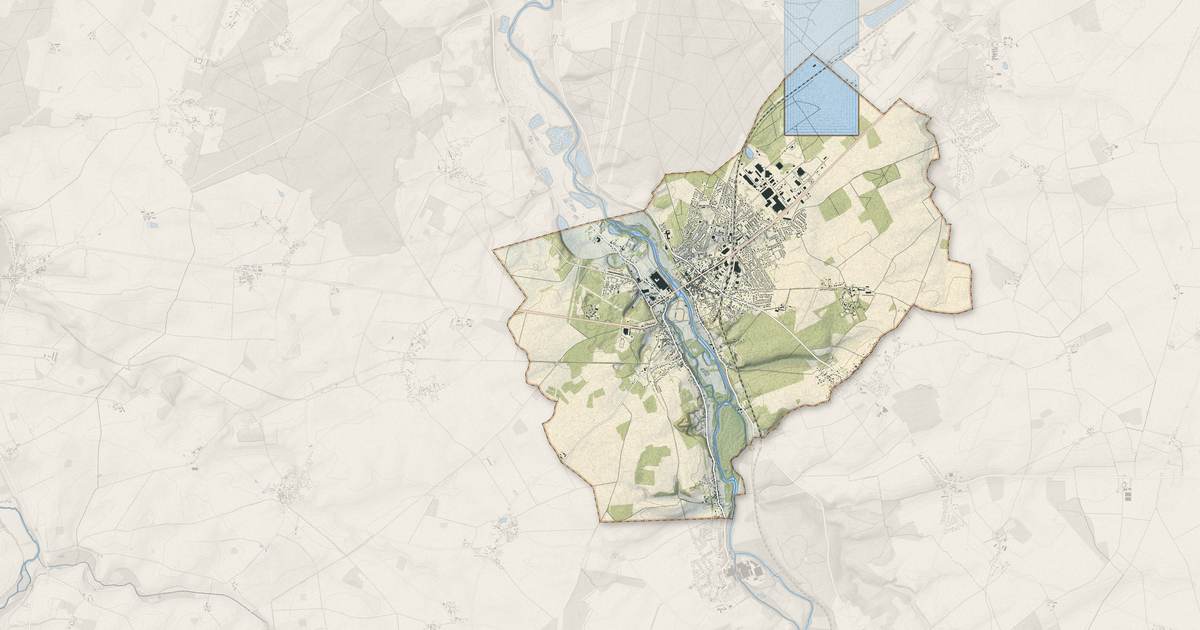 Portrait cartographique de Saint-Florent-sur-Cher : relief, eau, forêts, bâti et voies, calculés à partir des données de l'IGN