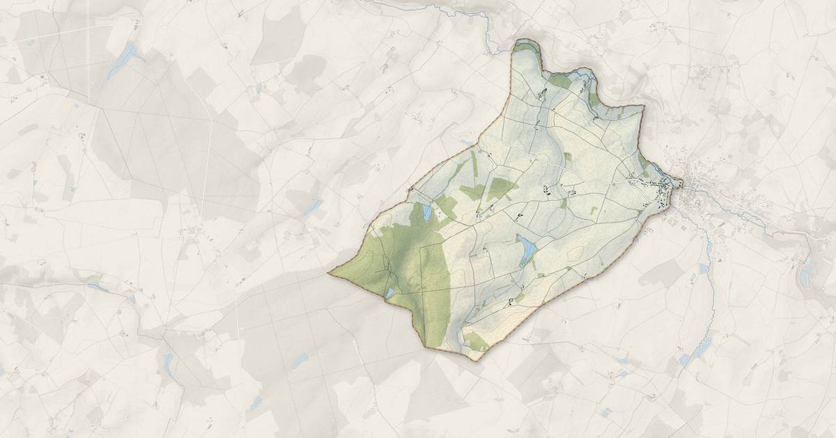 Portrait cartographique de Saint-Outrille : relief, eau, forêts, bâti et voies, calculés à partir des données de l'IGN