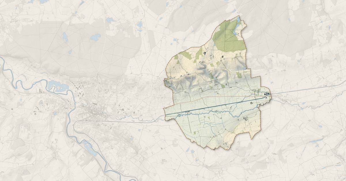 Portrait cartographique de Saint-Pierre-les-Étieux : relief, eau, forêts, bâti et voies, calculés à partir des données de l'IGN