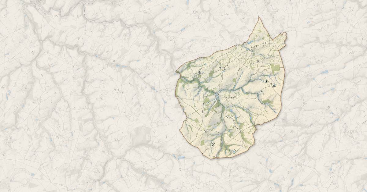 Portrait cartographique de Saint-Priest-la-Marche : relief, eau, forêts, bâti et voies, calculés à partir des données de l'IGN