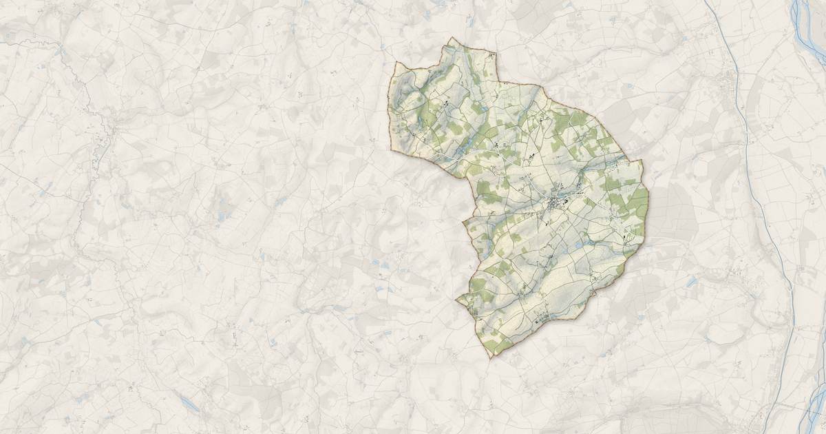Portrait cartographique de Savigny-en-Sancerre : relief, eau, forêts, bâti et voies, calculés à partir des données de l'IGN