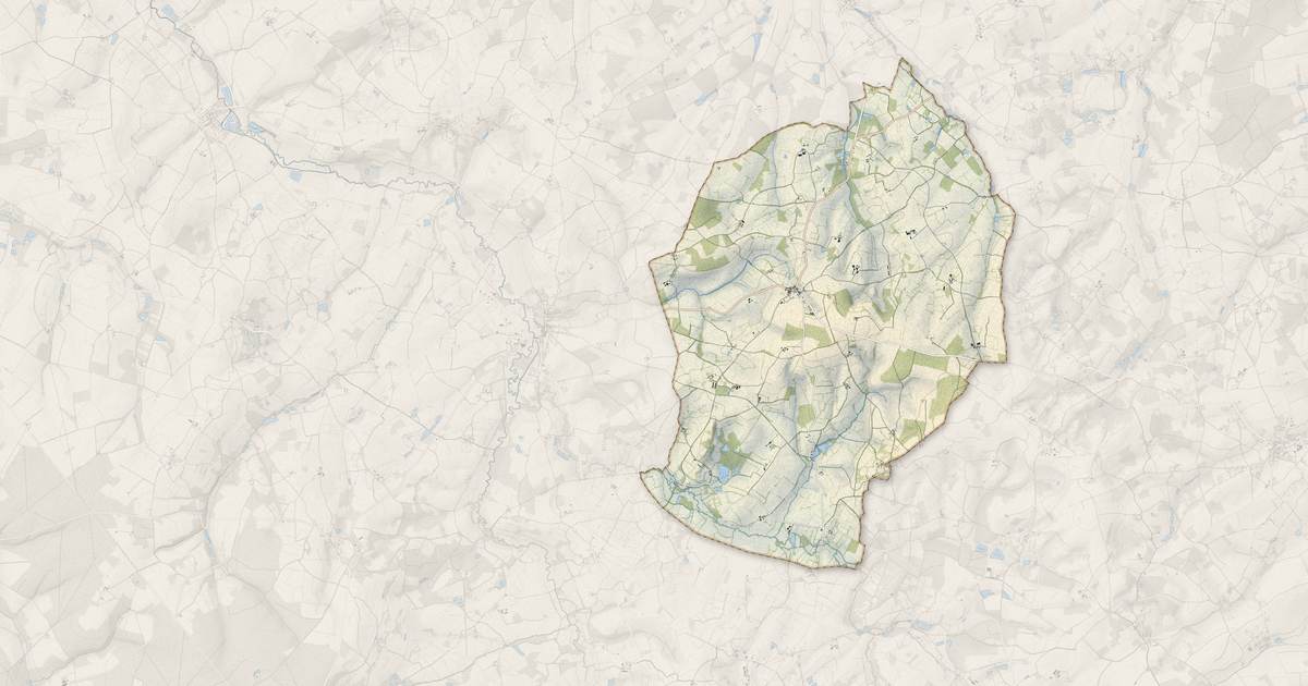Portrait cartographique de Sury-ès-Bois : relief, eau, forêts, bâti et voies, calculés à partir des données de l'IGN