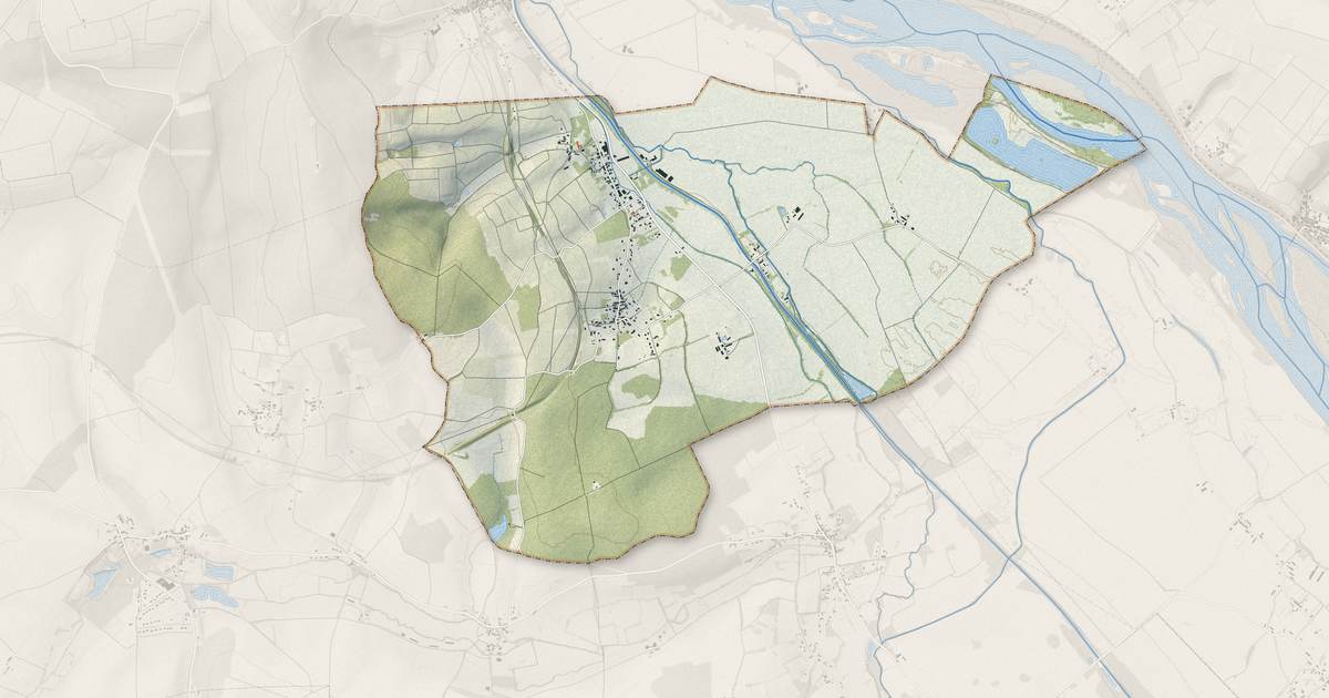 Portrait cartographique de Thauvenay : relief, eau, forêts, bâti et voies, calculés à partir des données de l'IGN