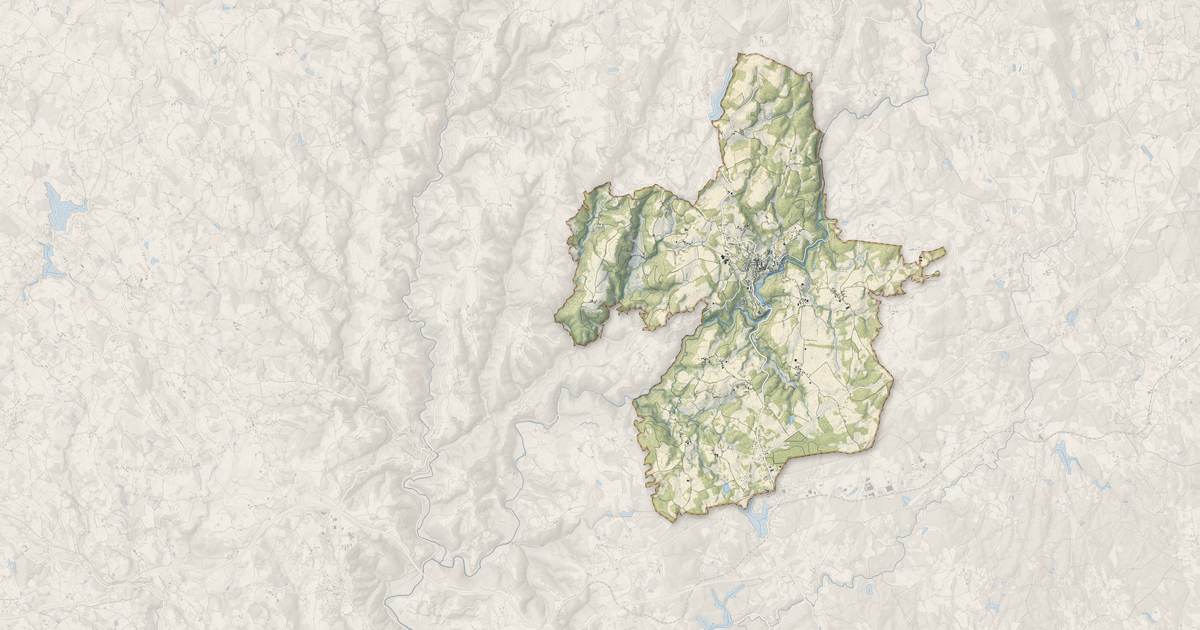 Portrait cartographique de Corrèze : relief, eau, forêts, bâti et voies, calculés à partir des données de l'IGN