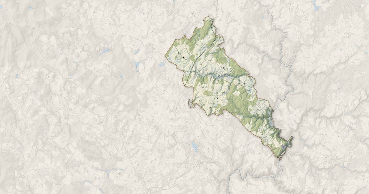 Portrait cartographique de Feyt : relief, eau, forêts, bâti et voies, calculés à partir des données de l'IGN