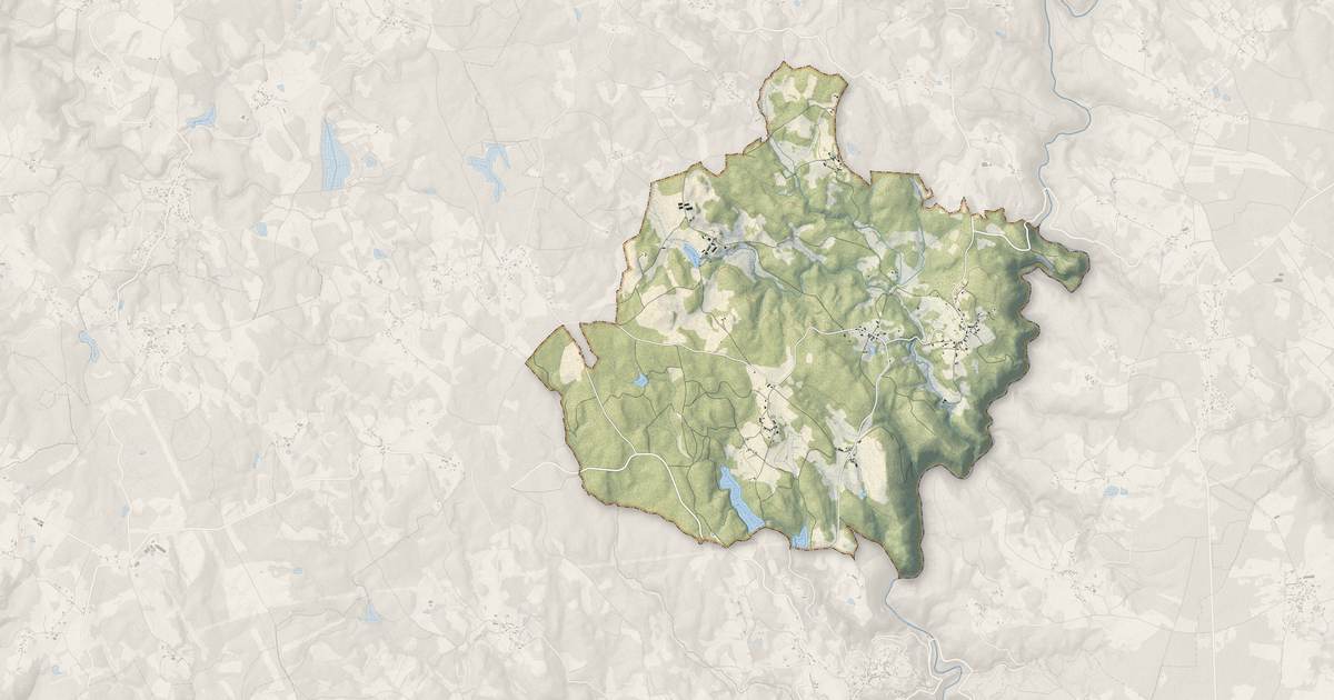 Portrait cartographique de Gumond : relief, eau, forêts, bâti et voies, calculés à partir des données de l'IGN