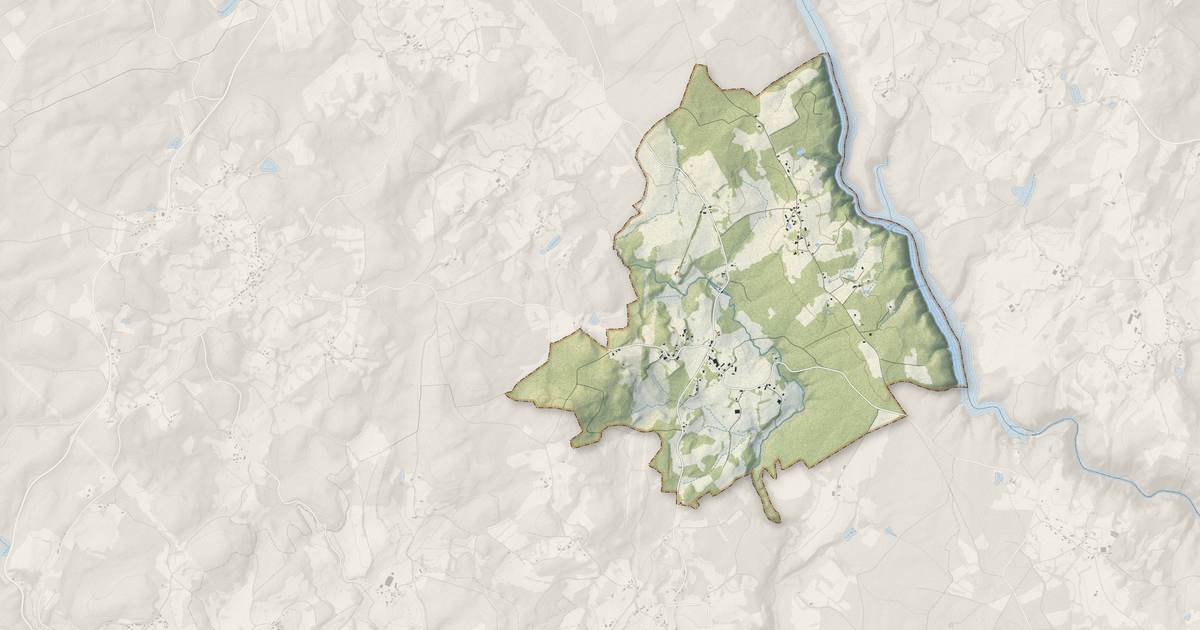 Portrait cartographique de Saint-Étienne-la-Geneste : relief, eau, forêts, bâti et voies, calculés à partir des données de l'IGN