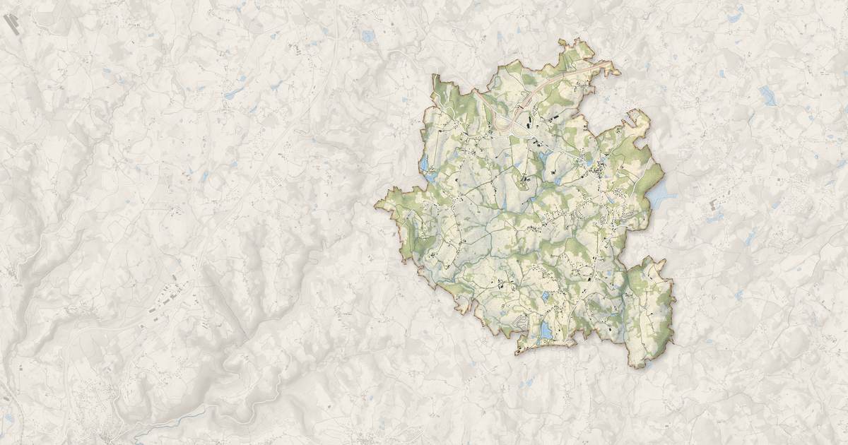 Portrait cartographique de Saint-Germain-les-Vergnes : relief, eau, forêts, bâti et voies, calculés à partir des données de l'IGN