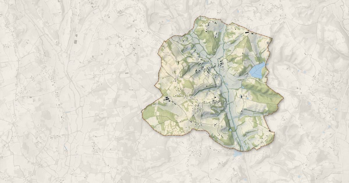 Portrait cartographique de Saint-Julien-Maumont : relief, eau, forêts, bâti et voies, calculés à partir des données de l'IGN