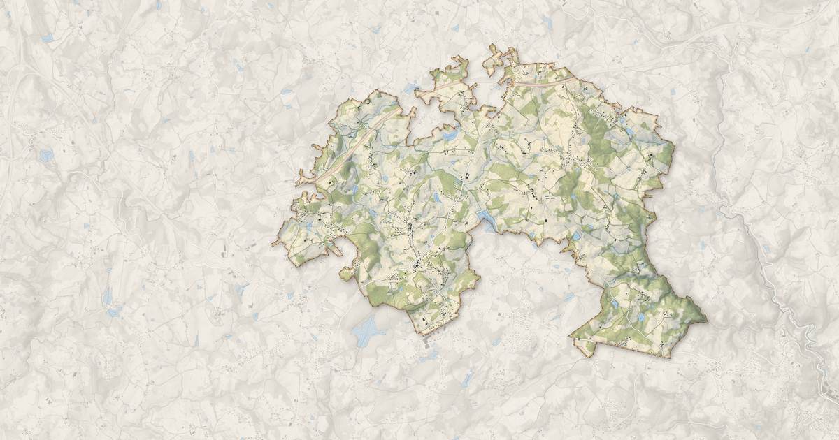 Portrait cartographique de Saint-Mexant : relief, eau, forêts, bâti et voies, calculés à partir des données de l'IGN
