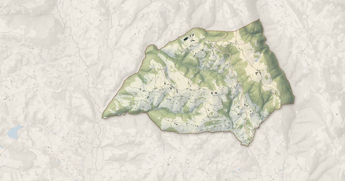 Portrait cartographique de Tudeils : relief, eau, forêts, bâti et voies, calculés à partir des données de l'IGN