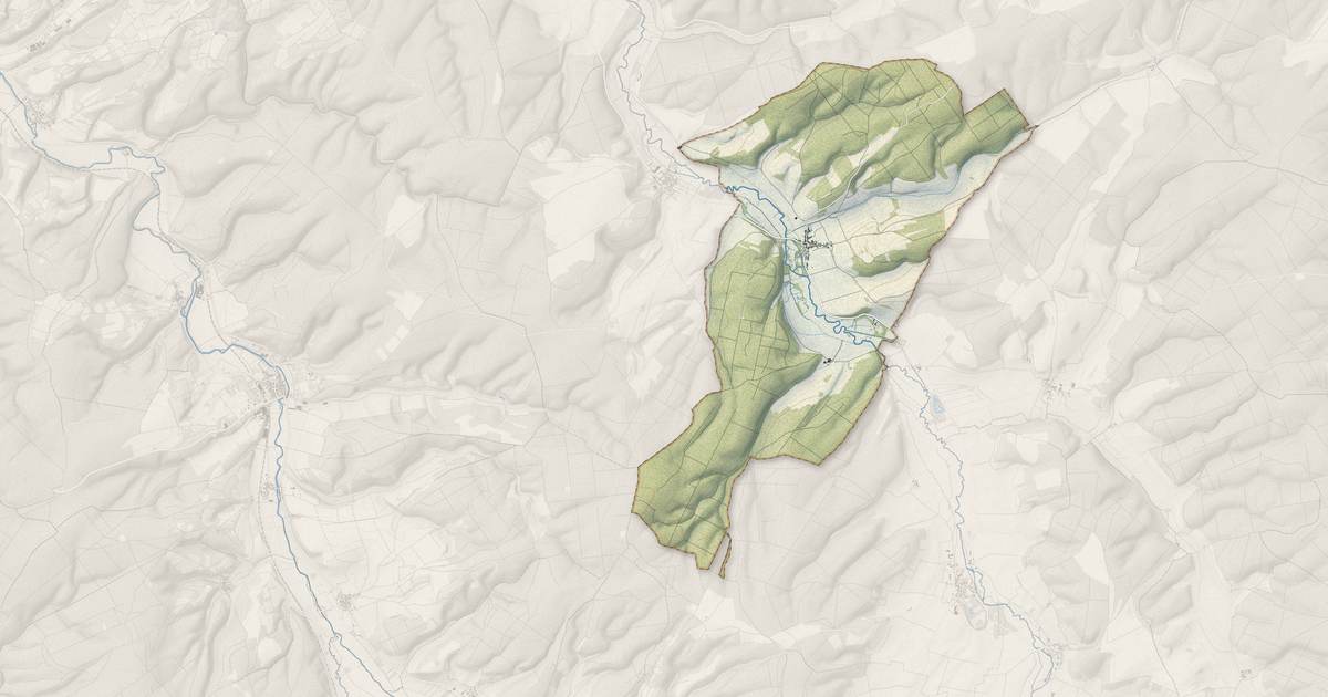 Portrait cartographique de Autricourt : relief, eau, forêts, bâti et voies, calculés à partir des données de l'IGN