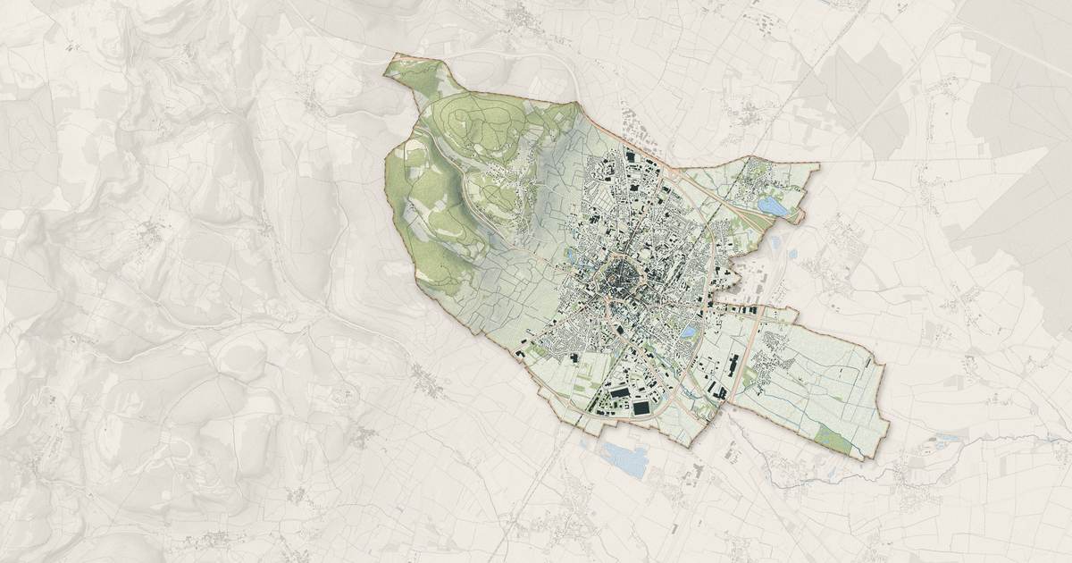 Portrait cartographique de Beaune : relief, eau, forêts, bâti et voies, calculés à partir des données de l'IGN