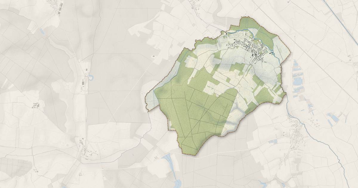 Portrait cartographique de Bessey-lès-Cîteaux : relief, eau, forêts, bâti et voies, calculés à partir des données de l'IGN