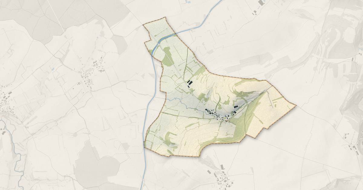 Portrait cartographique de Charigny : relief, eau, forêts, bâti et voies, calculés à partir des données de l'IGN