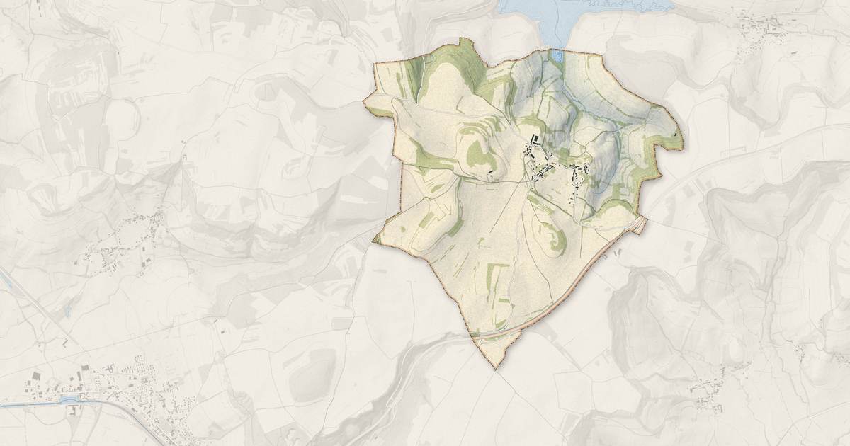 Portrait cartographique de Civry-en-Montagne : relief, eau, forêts, bâti et voies, calculés à partir des données de l'IGN