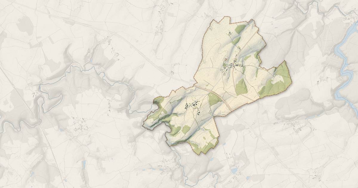Portrait cartographique de Courcelles-lès-Semur : relief, eau, forêts, bâti et voies, calculés à partir des données de l'IGN