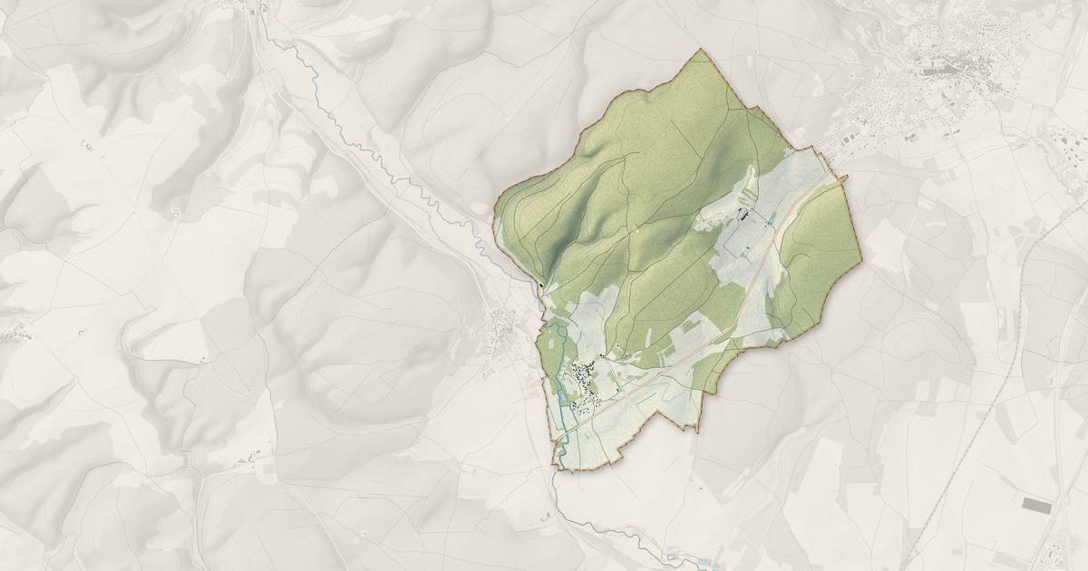 Portrait cartographique de Crécey-sur-Tille : relief, eau, forêts, bâti et voies, calculés à partir des données de l'IGN