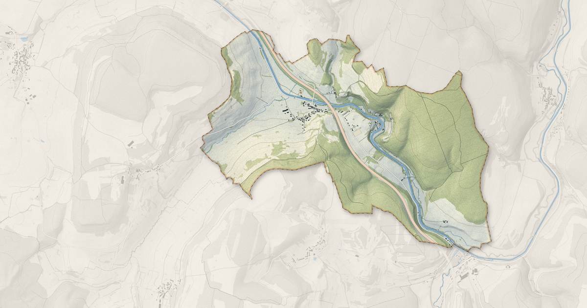Portrait cartographique de Crugey : relief, eau, forêts, bâti et voies, calculés à partir des données de l'IGN