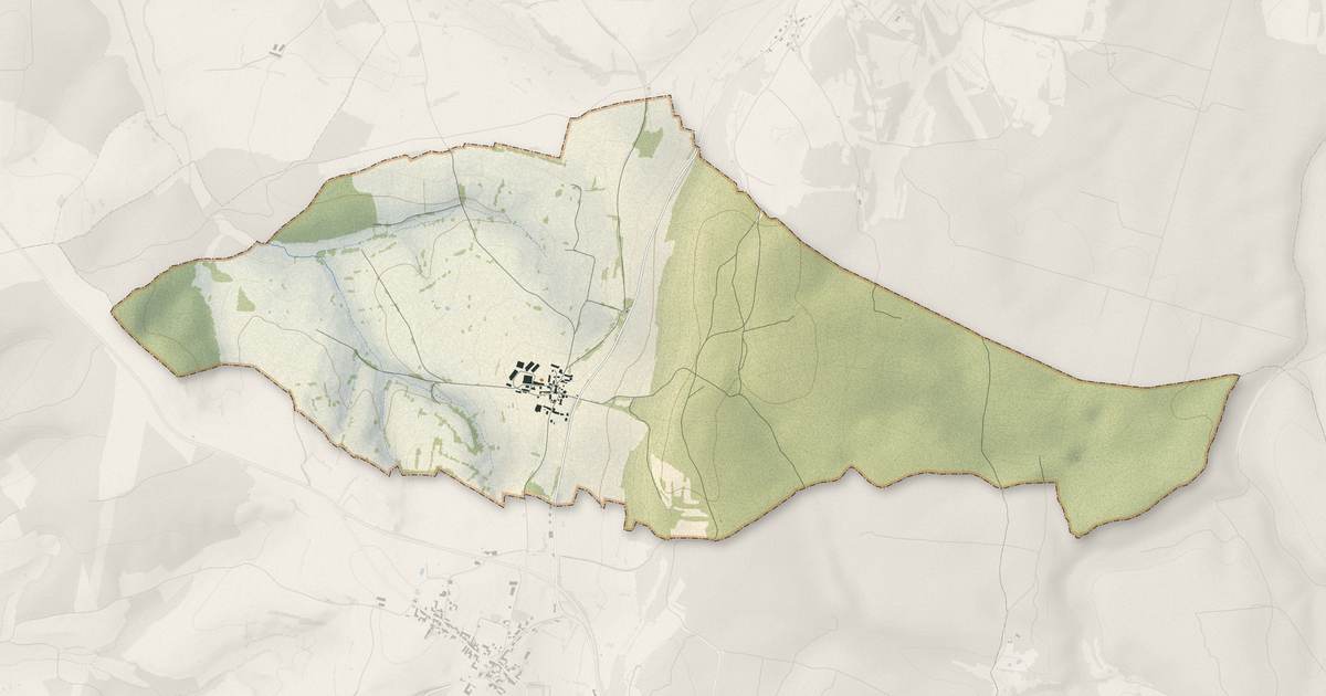 Portrait cartographique de Cussy-la-Colonne : relief, eau, forêts, bâti et voies, calculés à partir des données de l'IGN