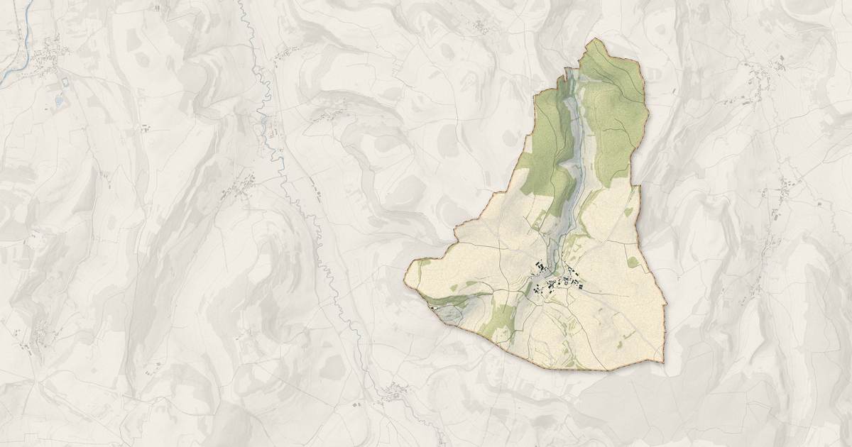 Portrait cartographique de Dampierre-en-Montagne : relief, eau, forêts, bâti et voies, calculés à partir des données de l'IGN