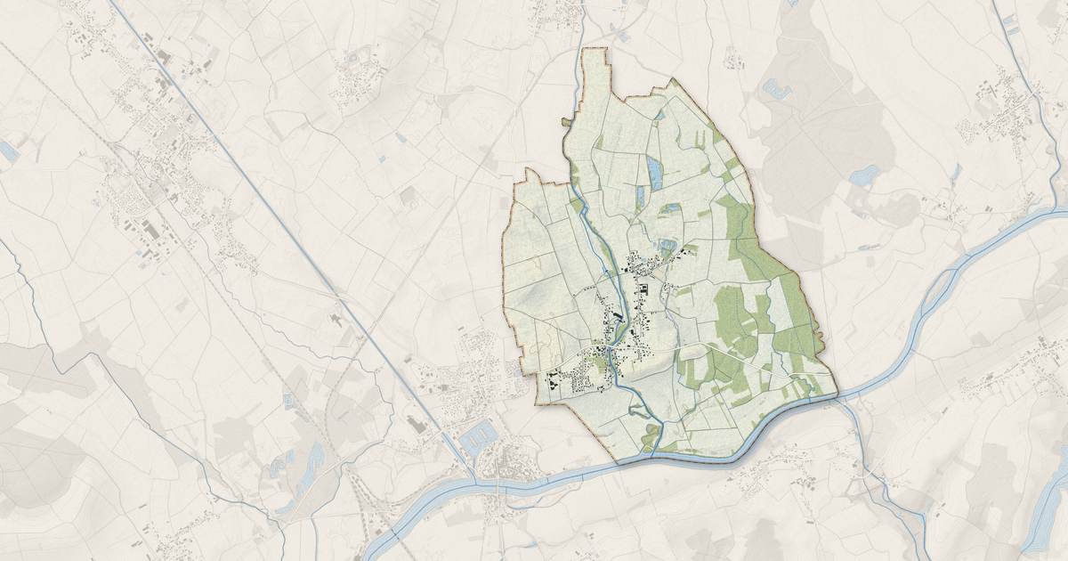 Portrait cartographique de Échenon : relief, eau, forêts, bâti et voies, calculés à partir des données de l'IGN