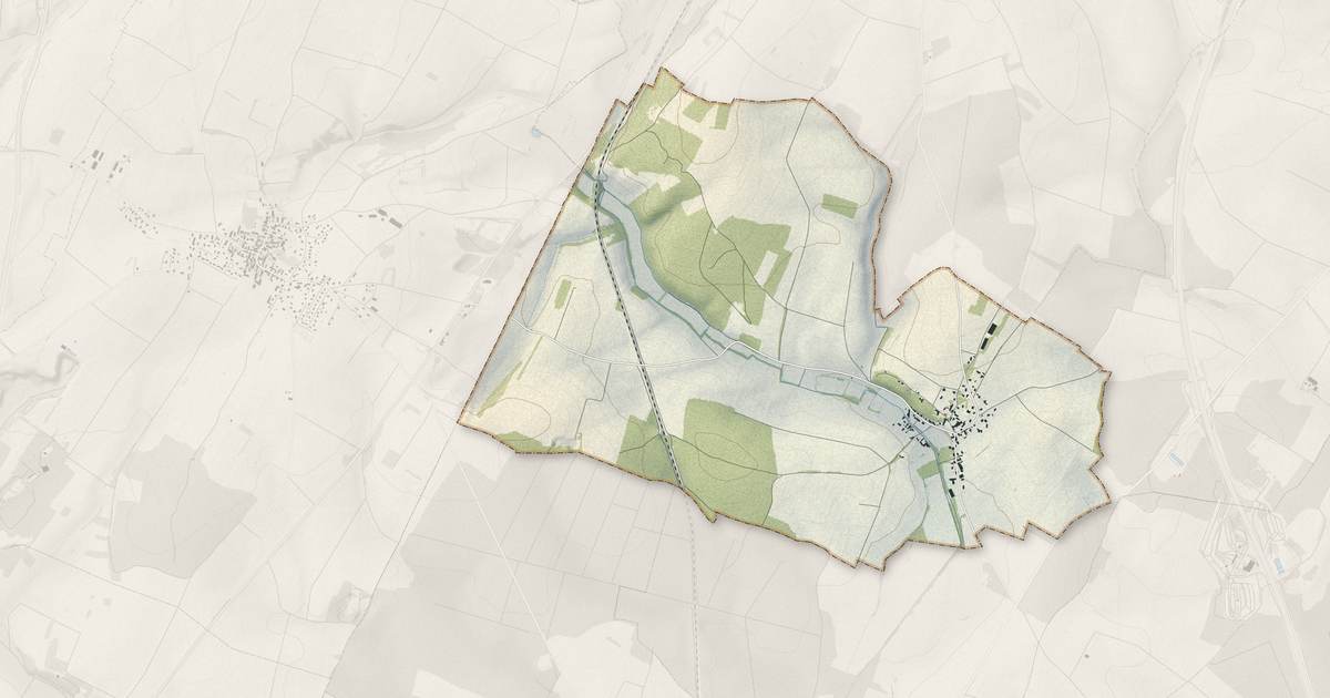 Portrait cartographique de Flacey : relief, eau, forêts, bâti et voies, calculés à partir des données de l'IGN