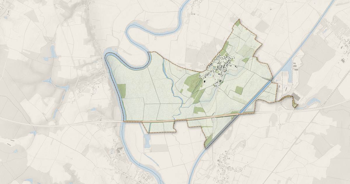 Portrait cartographique de Labruyère : relief, eau, forêts, bâti et voies, calculés à partir des données de l'IGN