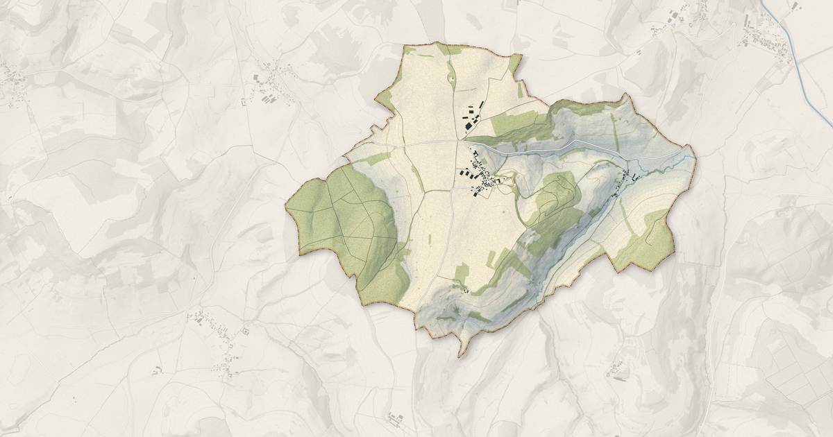 Portrait cartographique de Lantilly : relief, eau, forêts, bâti et voies, calculés à partir des données de l'IGN