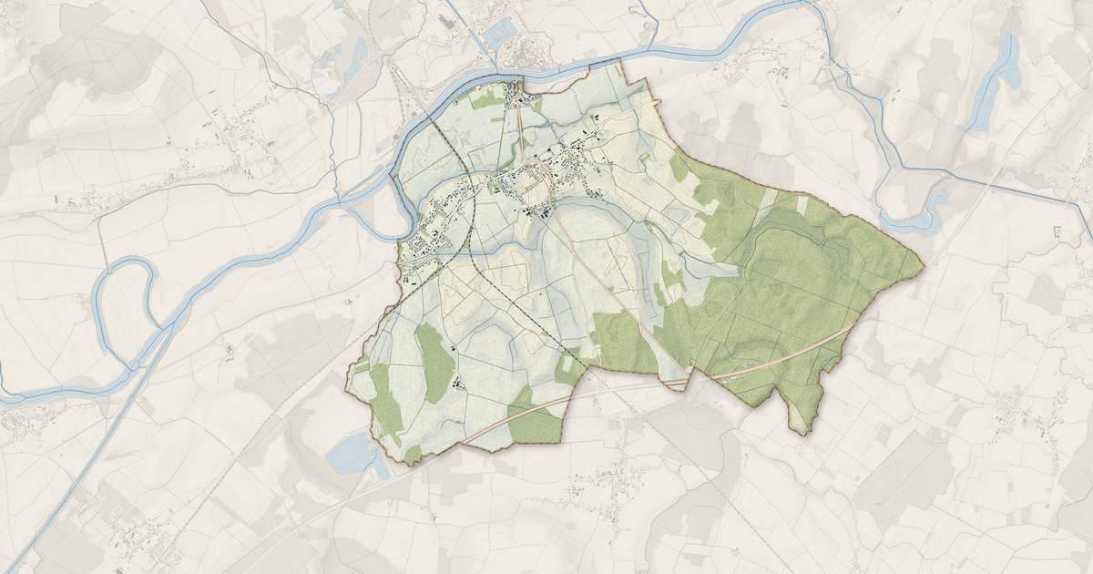 Portrait cartographique de Losne : relief, eau, forêts, bâti et voies, calculés à partir des données de l'IGN