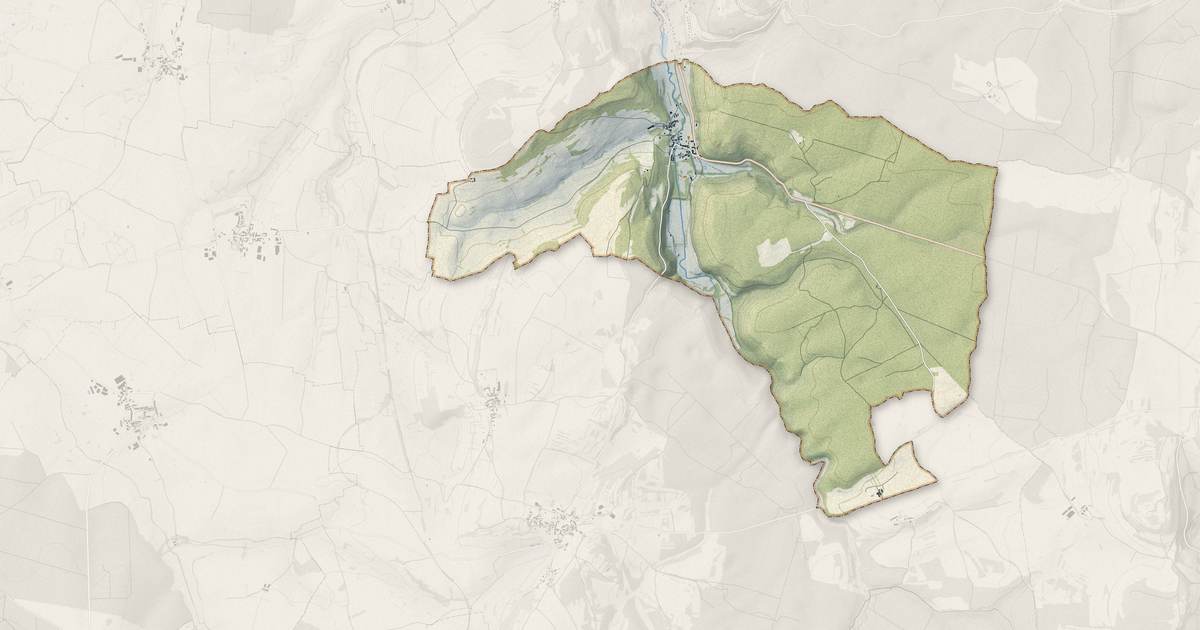 Portrait cartographique de Lusigny-sur-Ouche : relief, eau, forêts, bâti et voies, calculés à partir des données de l'IGN