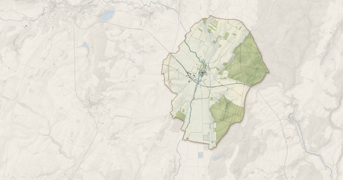 Portrait cartographique de Lux : relief, eau, forêts, bâti et voies, calculés à partir des données de l'IGN