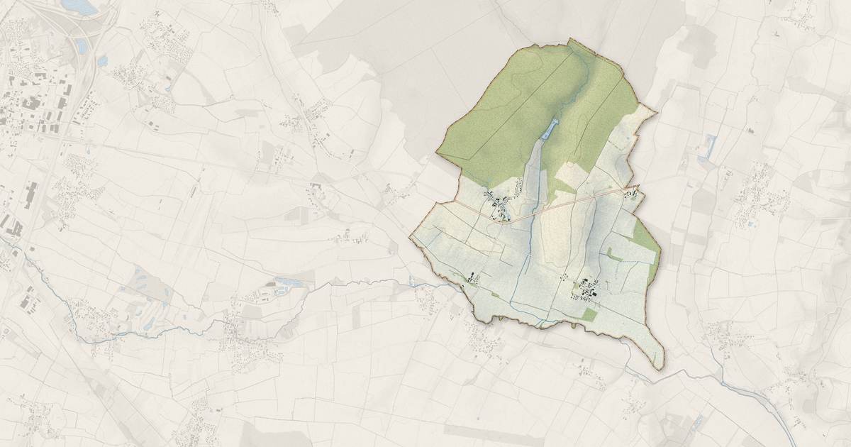 Portrait cartographique de Marigny-lès-Reullée : relief, eau, forêts, bâti et voies, calculés à partir des données de l'IGN