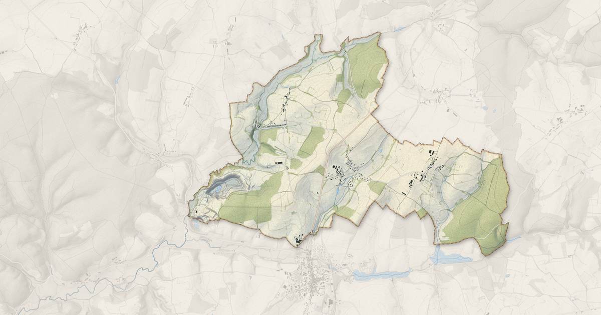 Portrait cartographique de Mimeure : relief, eau, forêts, bâti et voies, calculés à partir des données de l'IGN