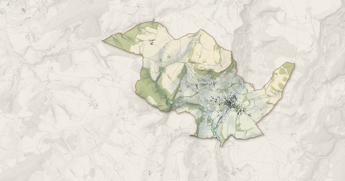 Portrait cartographique de Nolay : relief, eau, forêts, bâti et voies, calculés à partir des données de l'IGN