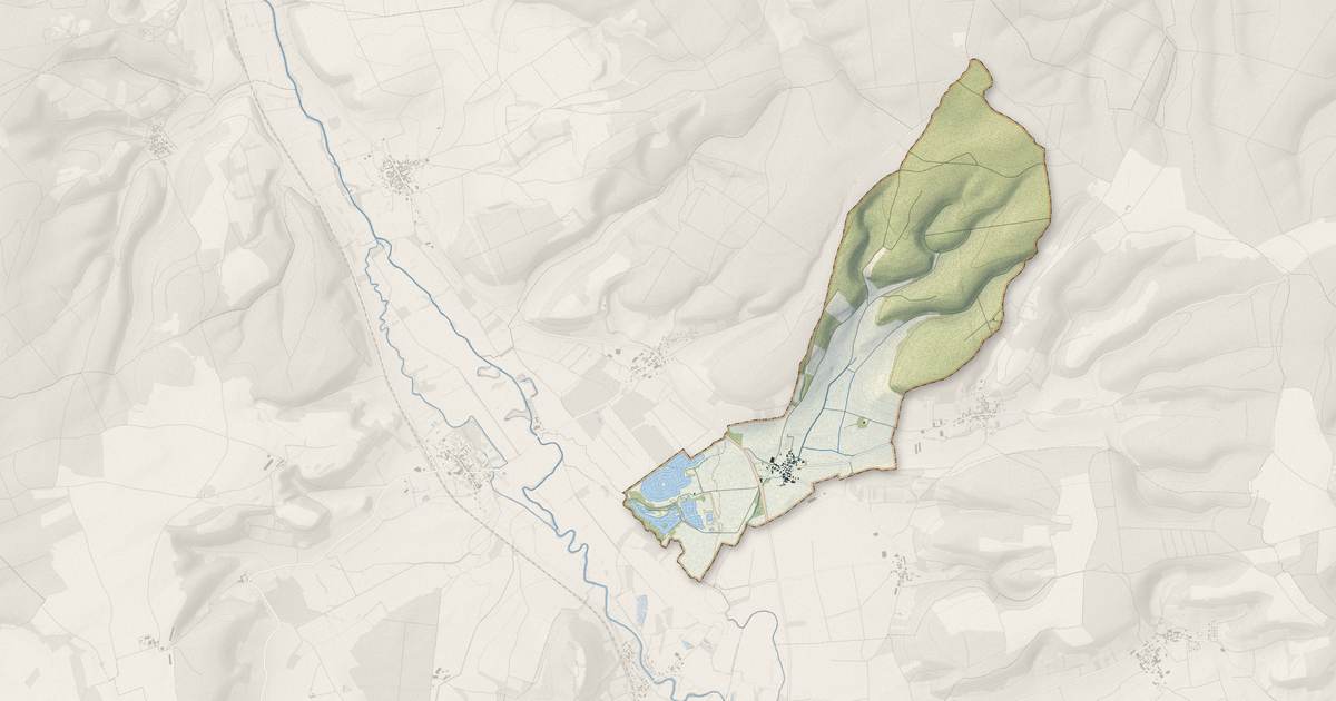 Portrait cartographique de Obtrée : relief, eau, forêts, bâti et voies, calculés à partir des données de l'IGN