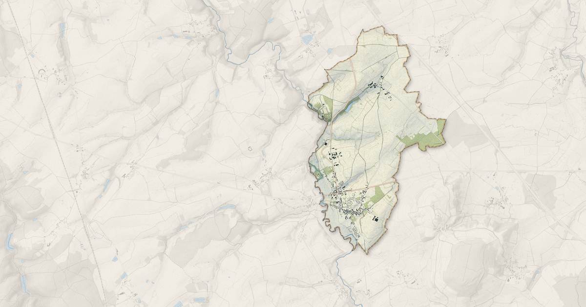 Portrait cartographique de Précy-sous-Thil : relief, eau, forêts, bâti et voies, calculés à partir des données de l'IGN