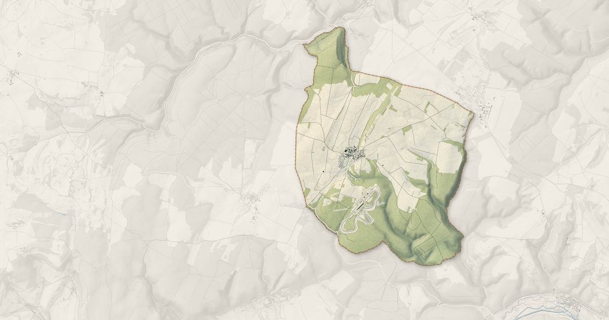 Portrait cartographique de Prenois : relief, eau, forêts, bâti et voies, calculés à partir des données de l'IGN