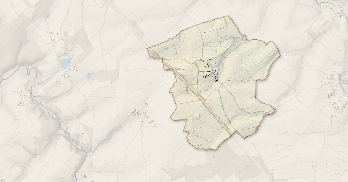 Portrait cartographique de Roilly : relief, eau, forêts, bâti et voies, calculés à partir des données de l'IGN