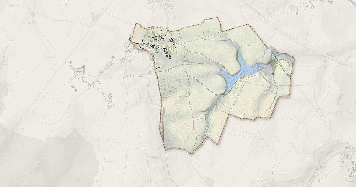 Portrait cartographique de Rouvres-sous-Meilly : relief, eau, forêts, bâti et voies, calculés à partir des données de l'IGN