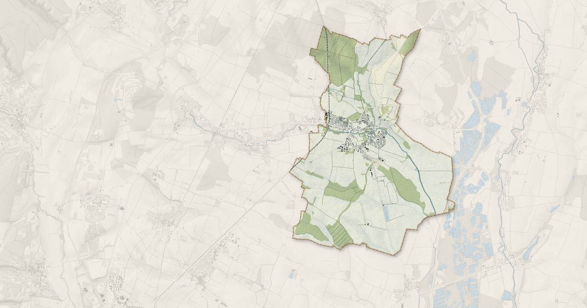 Portrait cartographique de Saint-Julien : relief, eau, forêts, bâti et voies, calculés à partir des données de l'IGN