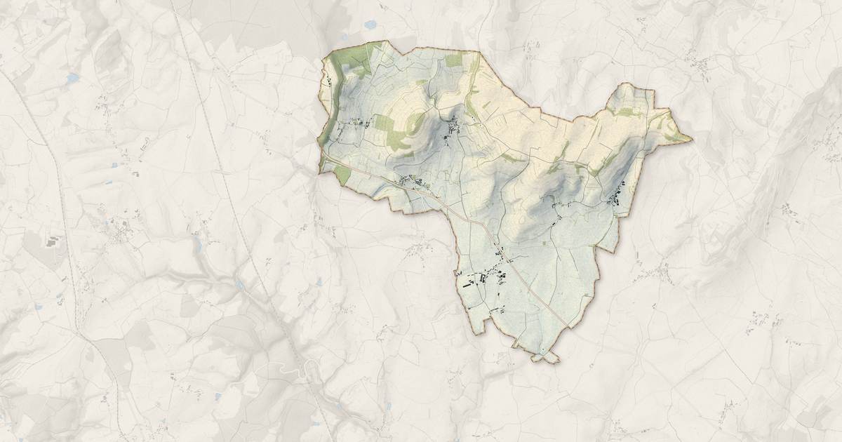Portrait cartographique de Sussey : relief, eau, forêts, bâti et voies, calculés à partir des données de l'IGN